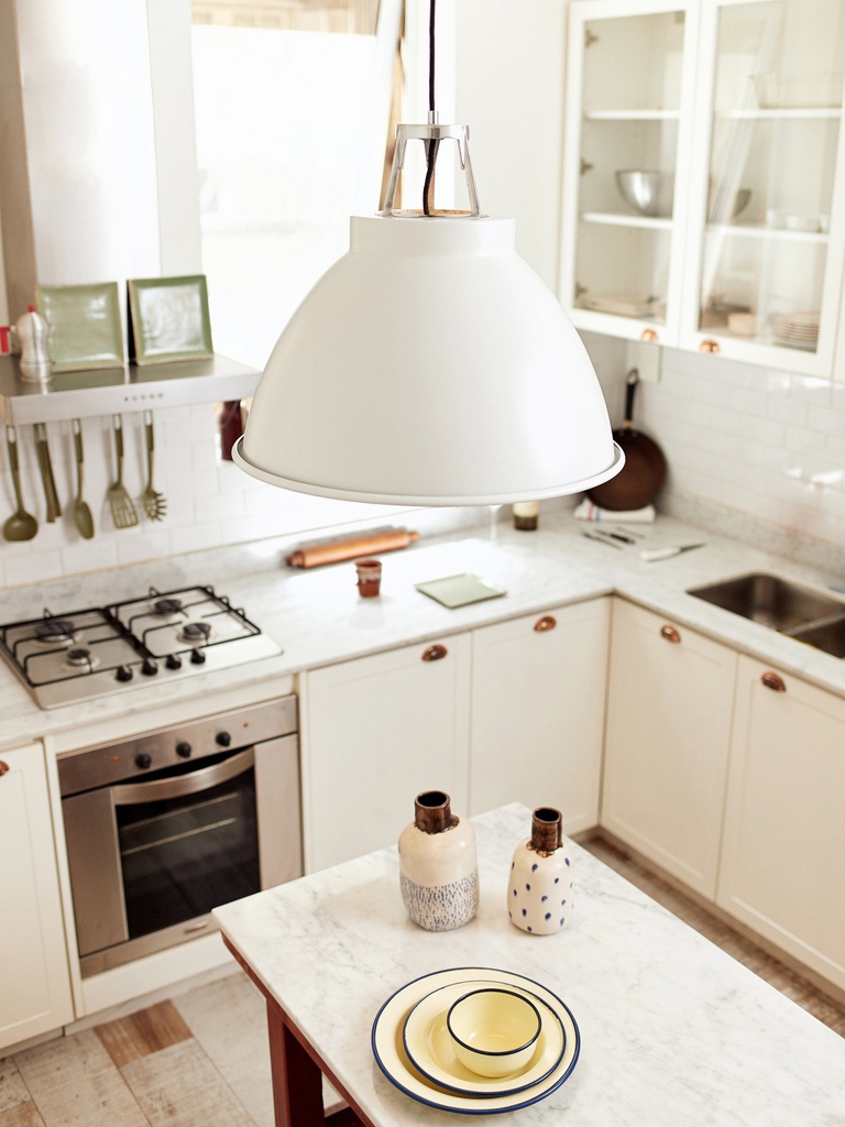 COLGANTE TOM BLANCA 48D IKON (20C-A1)