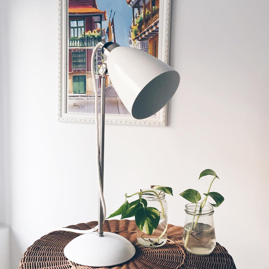 LÁMPARA CARLOS ESCRITORIO BLANCO E27 (1E-H1)