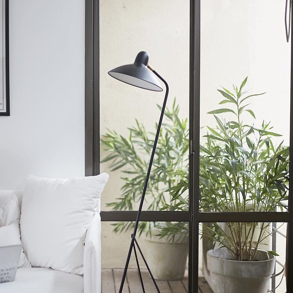 LÁMPARA DE PIE JULIA NEGRO E27 IKON (17P-H1)